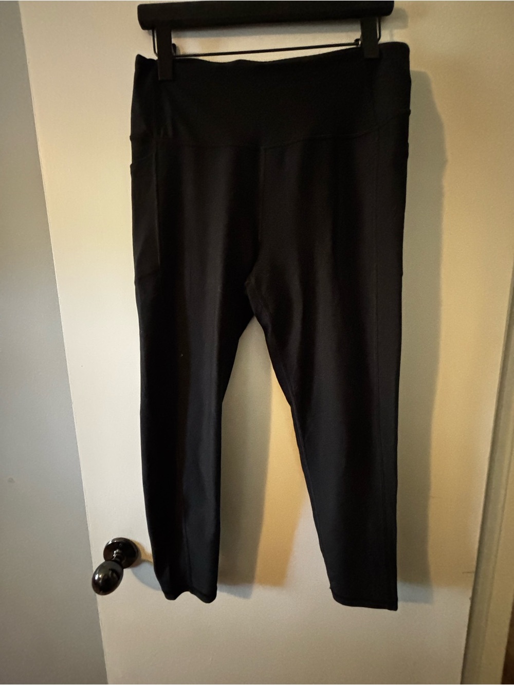 Victoria’s secret 23” crop sz L